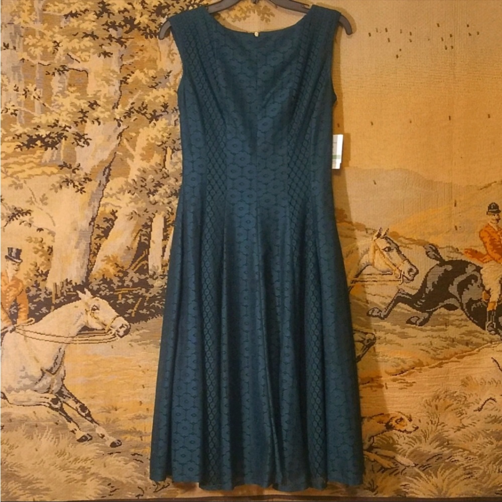 🍁 *NWT* Danny & Nicole Lace Midi Dress Dark Green 🍁